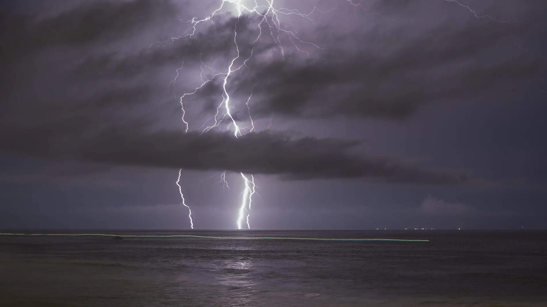 836578_Tormenta Eléctrica Tijuana_impreso